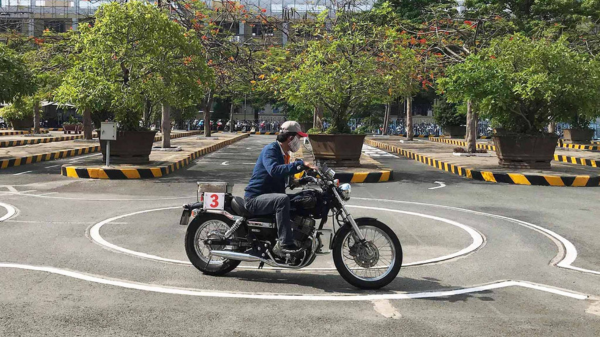 Thi bằng lái moto hạng a1 ở đâu uy tín chất lượng?