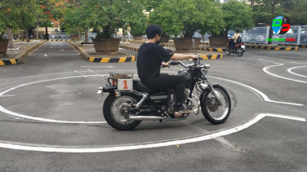 Thi bằng lái xe moto hạng a1 tại Quận 2 ở đâu uy tín chất lượng?