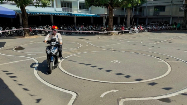 Thi bằng lái xe máy a1 ở đâu uy tín chất lượng?