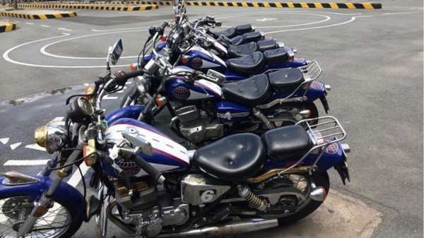 Học bằng lái moto hạng a2 tại Quận 8 