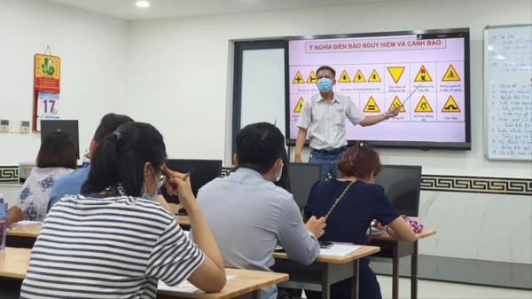 Học bằng lái moto hạng a2 tại Phú Nhuận