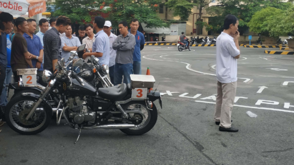 Học bằng lái moto hạng a2 tại Quận 5