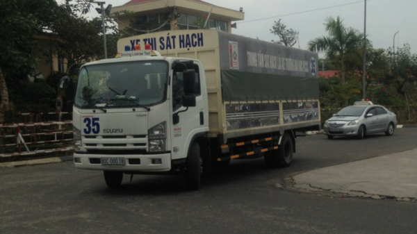 Học bằng lái xe tải hạng C tại Huyện Cần Giờ