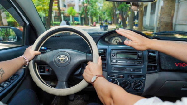Bổ túc tay lái xe tải hạng C tại Quận 12