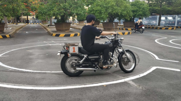 Học bằng lái moto hạng a2 tại Quận 7