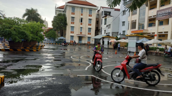 Thi bằng lái xe máy a1 tại Quận 10 ở đâu uy tín chất lượng?