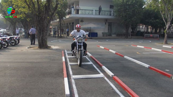 Ở đâu thi bằng lái xe moto hạng a1 tại Quận 3 uy tín?